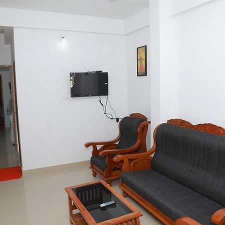 Sivaranjini Tourist Villa Guruvāyūr Exterior foto