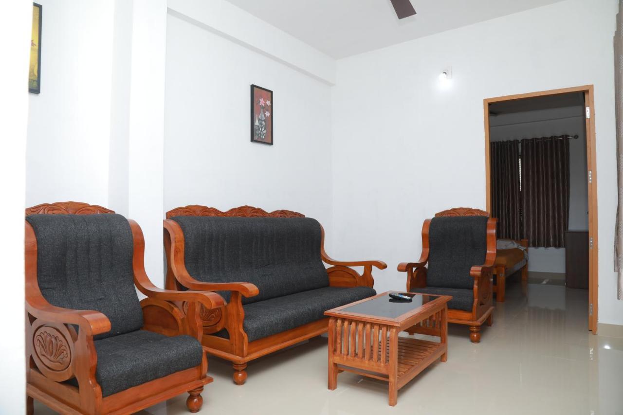Sivaranjini Tourist Villa Guruvāyūr Exterior foto